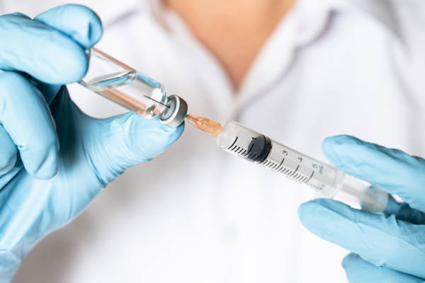 Syringe (1) Syringe (1)