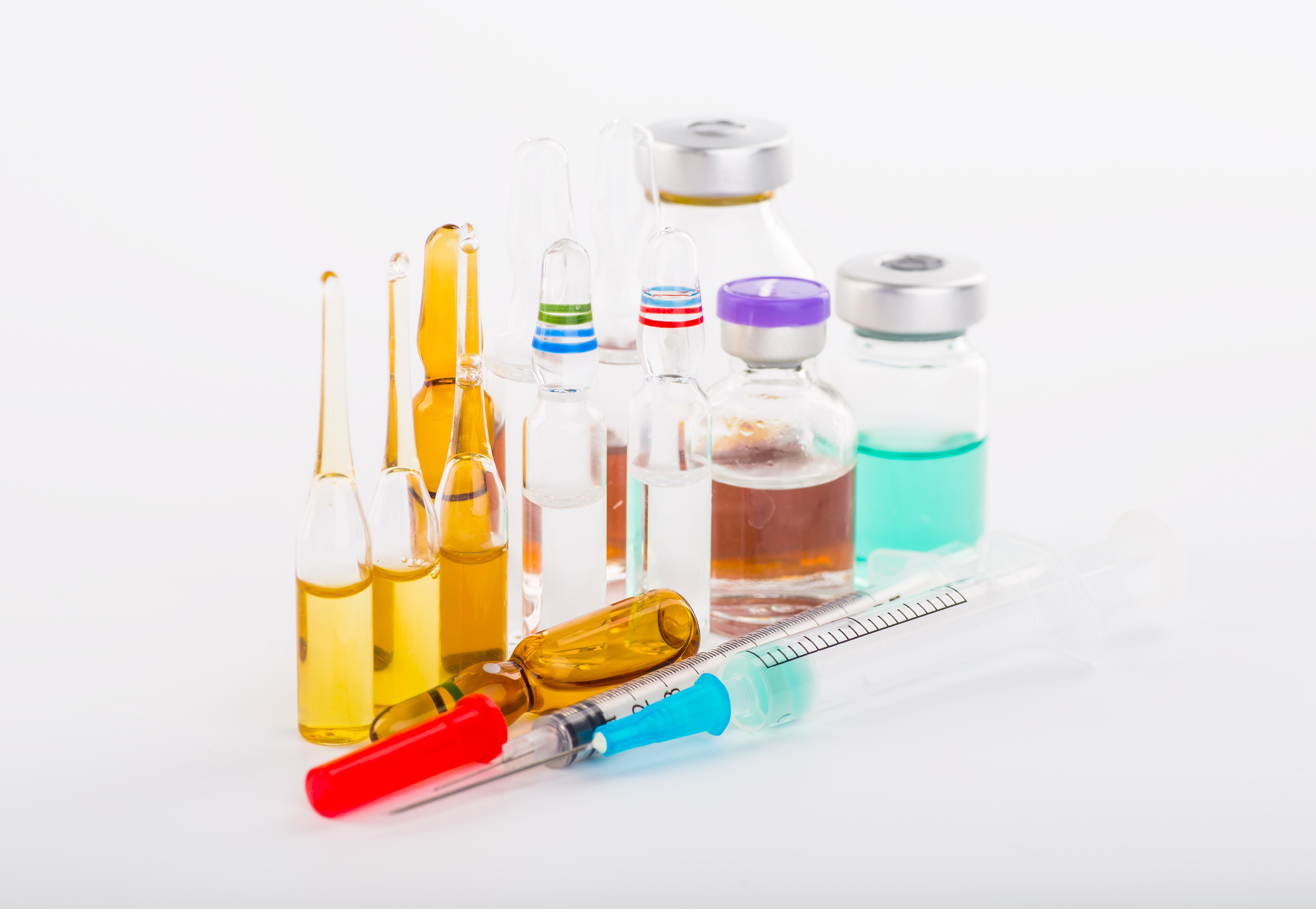 Shutterstock 309539972 Cold Prescription Syringe