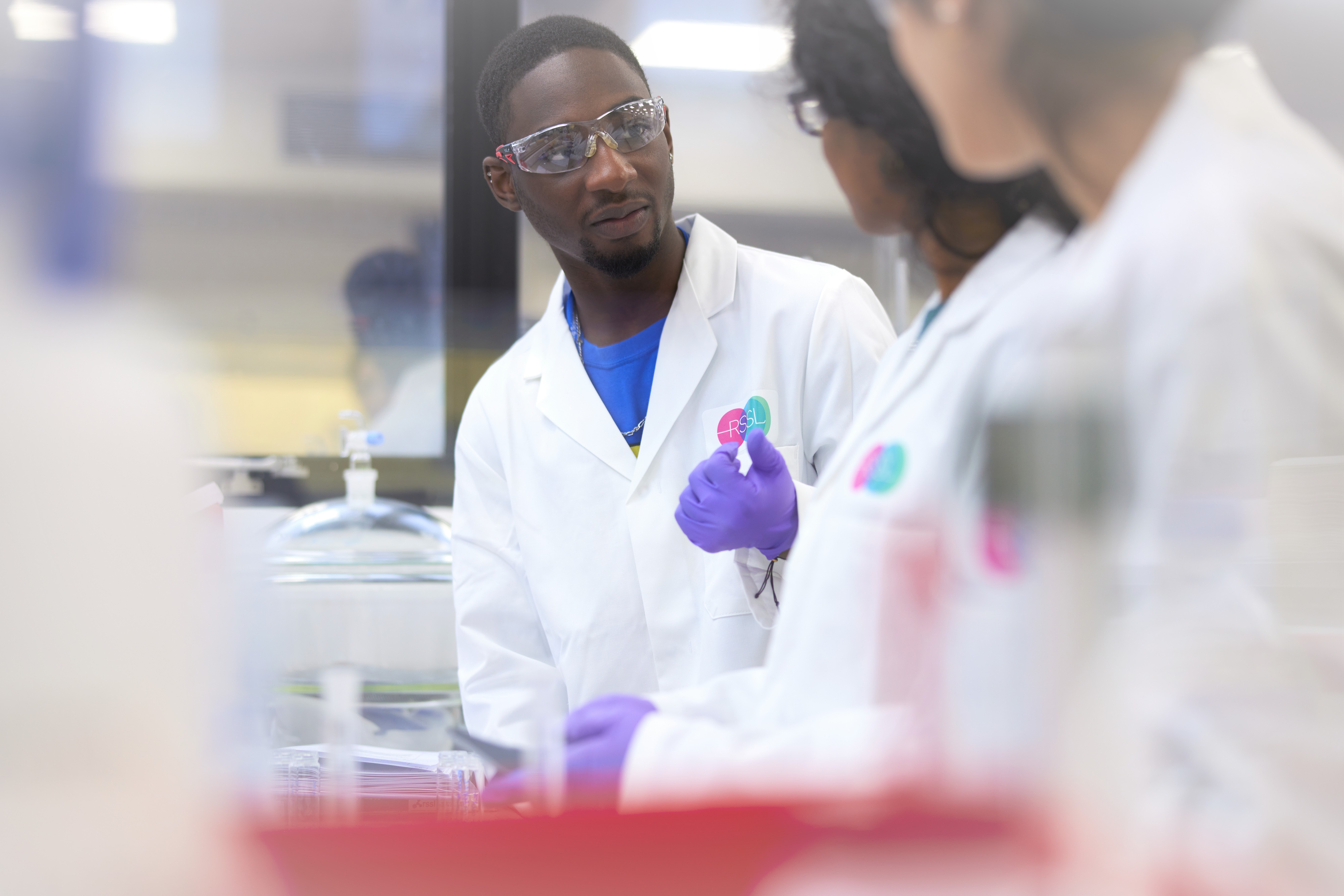 Pharmachem RD 4915 Hrbrighter