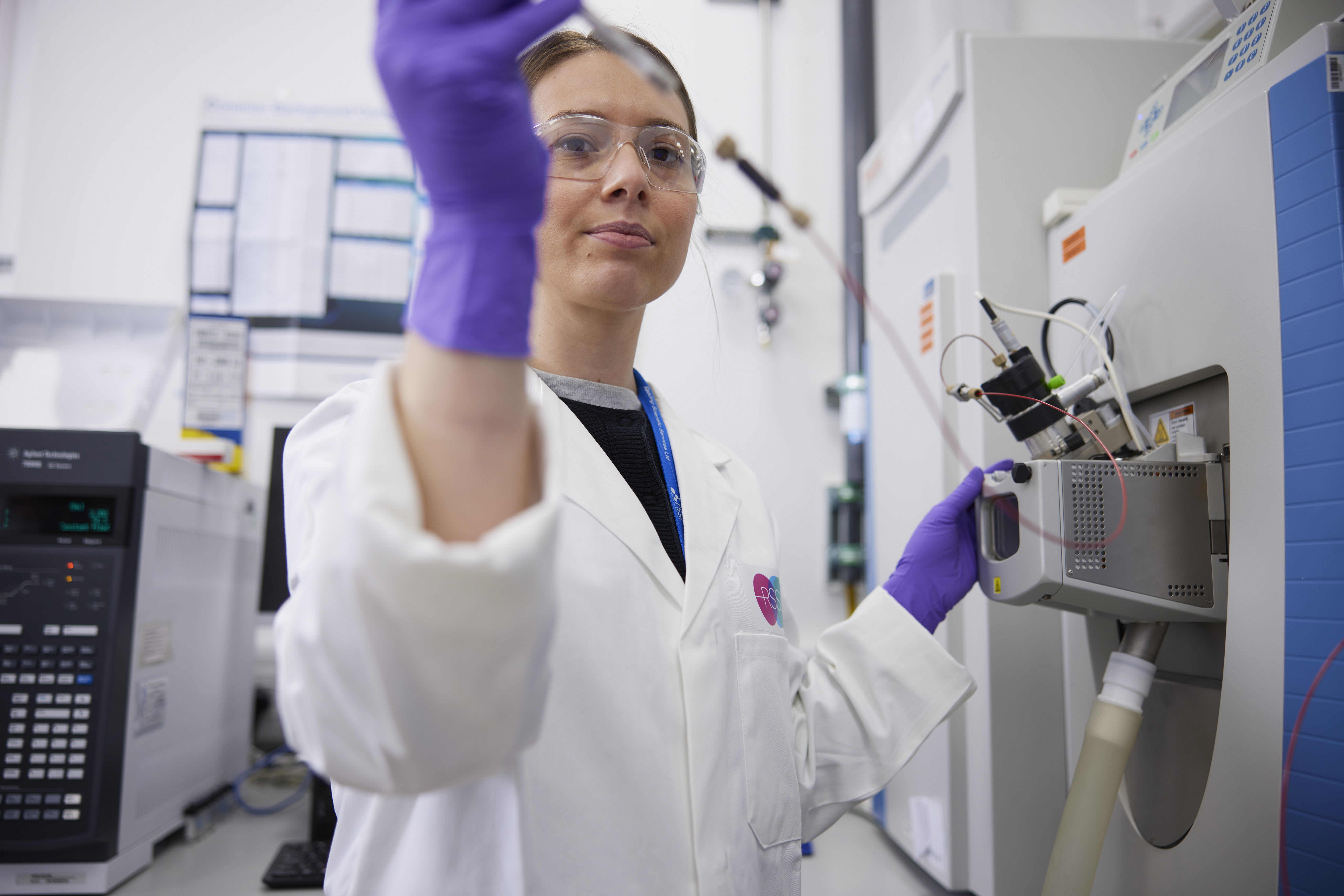 Q Exactive RD 4676 HR